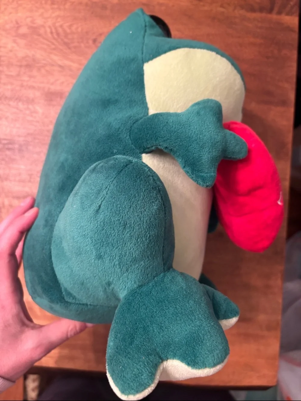 Ty Green and Cream Frog Plush Holding Red Heart